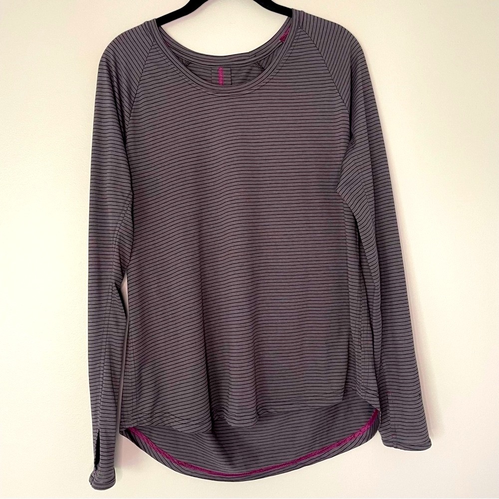 The North Face Flash Dry Long Sleeve Gray Stripe Activewear Top